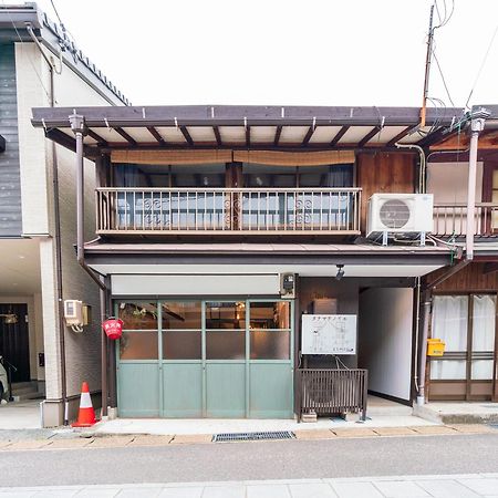 Shared House Tatemachi In Gujo Hachiman Otel Dış mekan fotoğraf